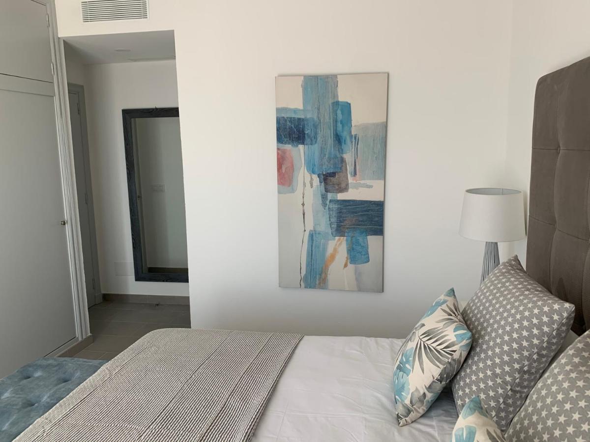 Apartamento En Playa Santo Tomas Эс-Миджорн-Гран Экстерьер фото